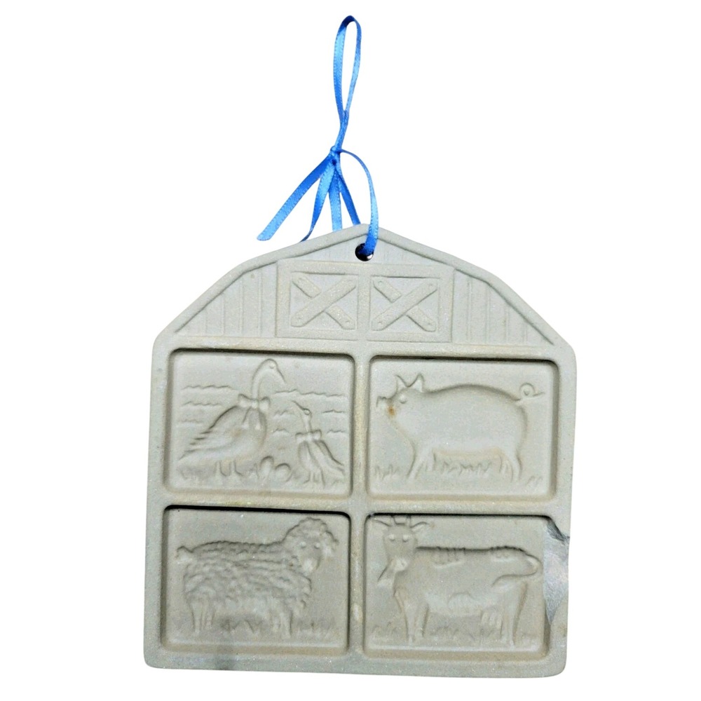 vintage 1994 Pampered‎ Chef Farmyard Friends stoneware cookie mold homestead